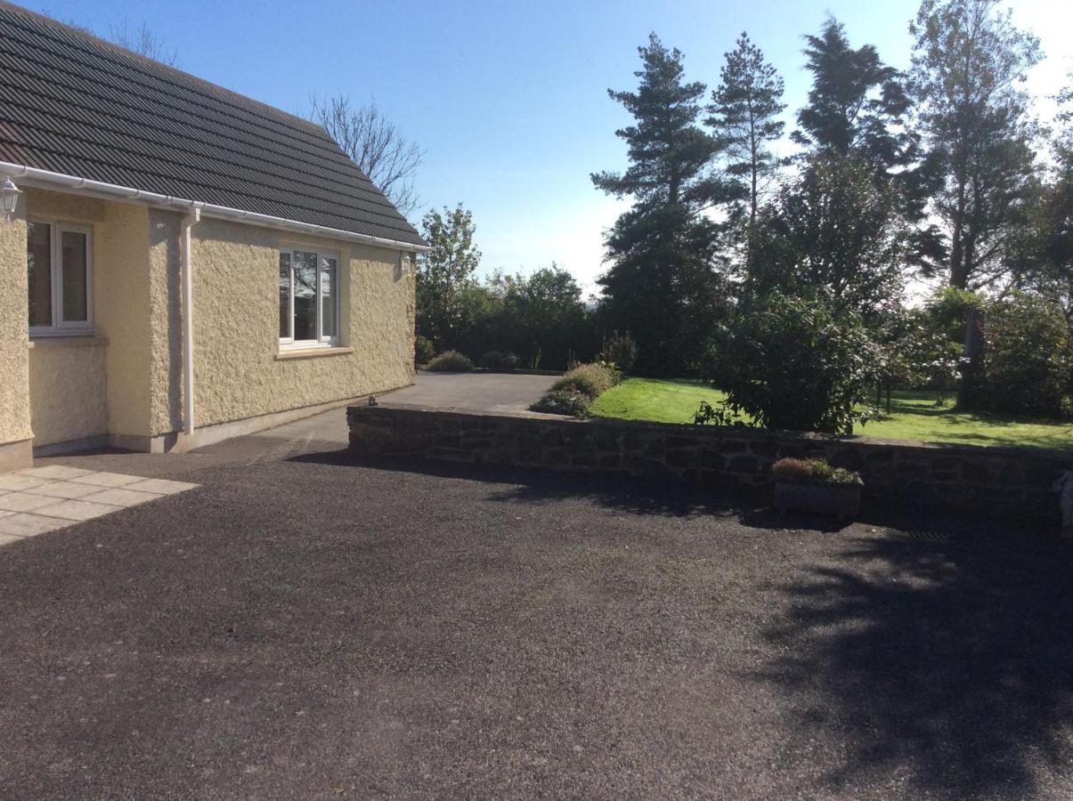 Hotel Pembrokeshire Fields à Haverfordwest Extérieur photo